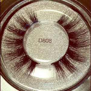 Magnetic strip lash set .. one pair